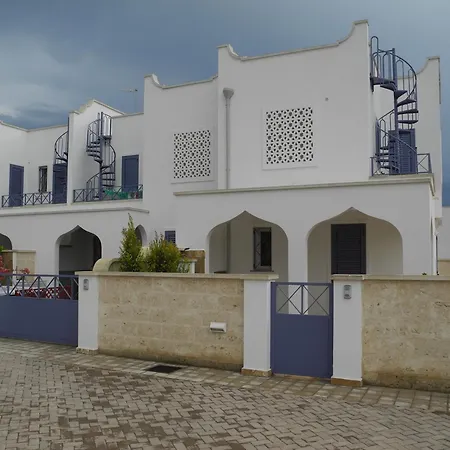 Arneide 4* Torre Lapillo