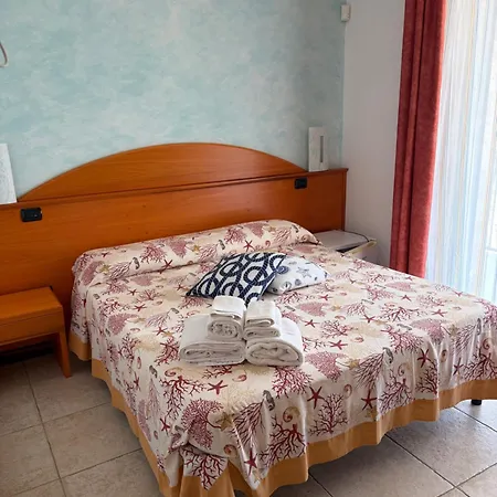 Arneide 4*