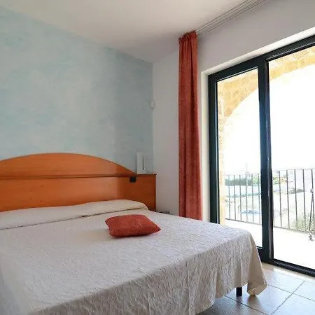 Arneide 4* Torre Lapillo